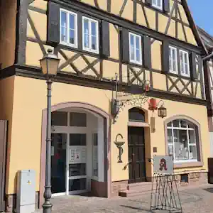 Alte Stadtapotheke Gebäude von Außen in der Römerstraße